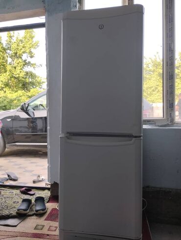 измельчитель кухонный: Холодильник Indesit, Двухкамерный