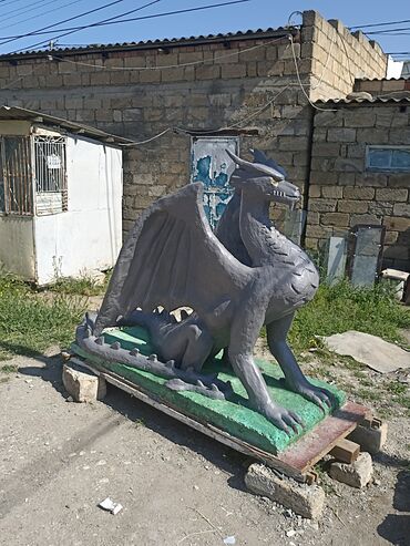 bağ üçün: Əziz izləyicilər dəyərli insanlar. Bağ evi üçün gözəl bir sənət əsəri