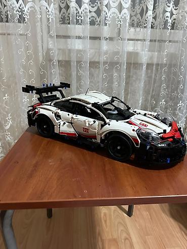lego original: Конструктор спортивного автомобиля Porsche 911 RSR (тип LEGO Technic) — 2