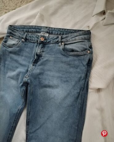 massimo dutti zenske pantalone: Apsolutno kao nove farmerke. Uske su sa elastinom, rastezu se 3cm