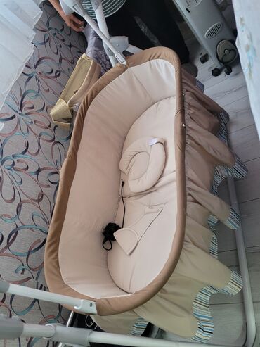 детские кроватки с люлькой внутри: Новая электро люлька, но надо показать к электрику. Самовывоз из 7мкр