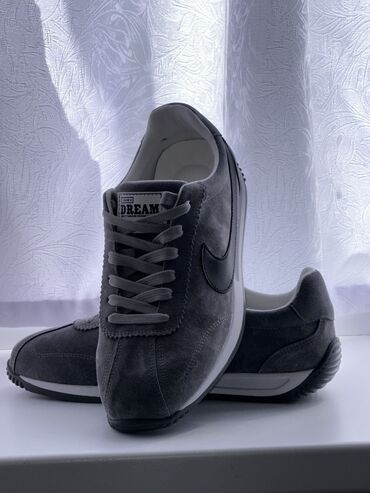 Кроссовки и спортивная обувь: Мужские кроссовки, 41, Nike, Новый, цвет - Серый — 10