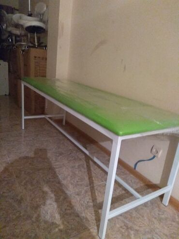 Kuşetkalar: Sadə baş hissəsi qalxıb enən Nazik maçalkalı kuşetka 
müayinə üçün — 14