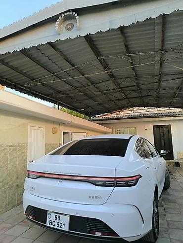 prado satisi: BYD Qin Plus: 1.5 l | 2025 il 19000 km Sedan — 5