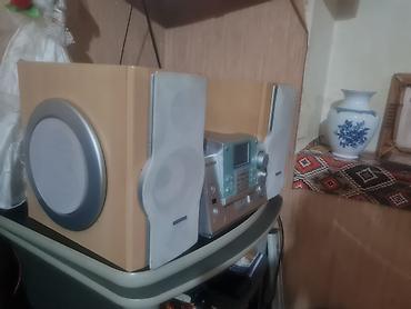 samsung a10e: Samsung musiqi mərkəzi satılır. Dəstə əsas blok, 2 ədəd kolonka və — 2
