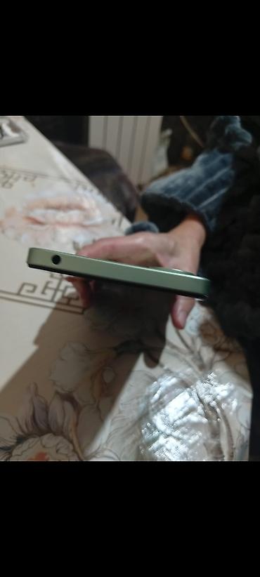 Мобильные телефоны: Redmi, Redmi 13C, Б/у, 256 ГБ, цвет - Зеленый, 2 SIM — 6