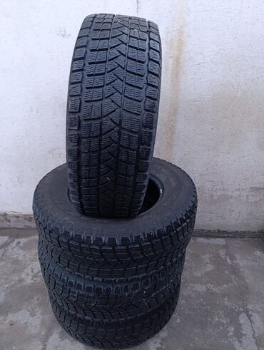 Шины: Шины 285 / 65 / R 17, Зима, Б/у, Maxxis