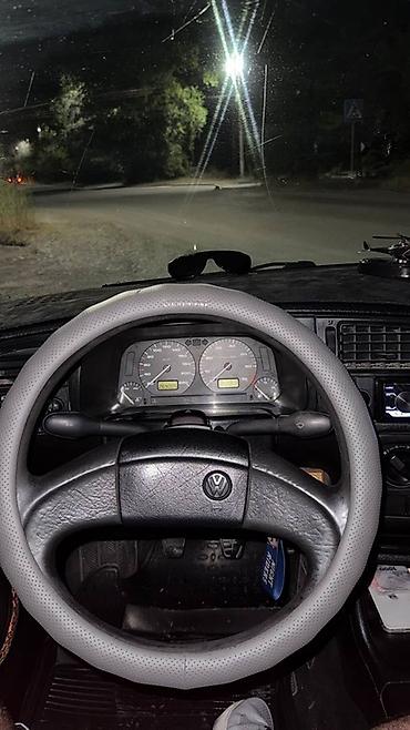 Volkswagen: Volkswagen Golf: 1993 г., 1.6 л, Механика, Бензин, Хэтчбэк — 11