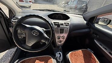 Toyota Yaris: 2007 г., 1.5 л, Автомат, Бензин, Седан