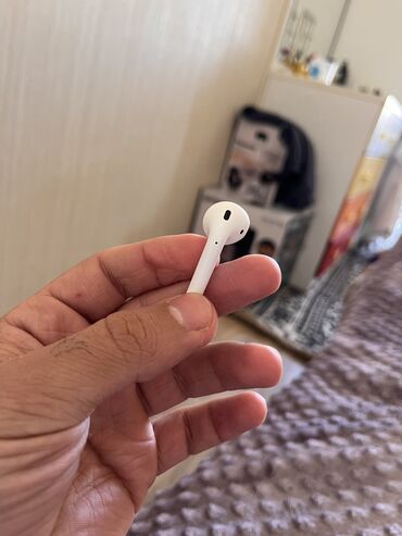 işlənmiş maqintafonlar: Apple airpods 2 yaxşı vəziyyərdə