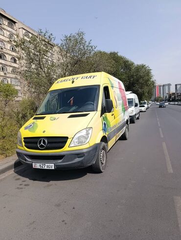 мерс грузовой 817: Легкий грузовик, Mercedes-Benz
