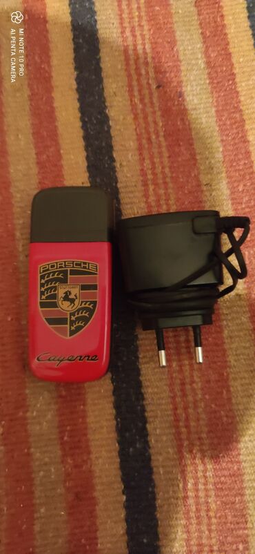 Nokia: Nokia 1208 retro ili 2008 Porsche Cayenne temalı korpuslu klassik — 14