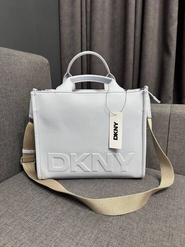 Другие сумки: Сумка DKNY
Оригинал 💯🇺🇸
Цена: 9900 сом
Тел