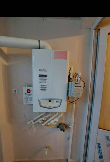 Uzunmüddətli kirayə mənzillər: Həzi Aslanov metrosunun çıxışında 18 mertebeli binanın 17-ci — 9