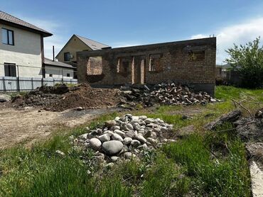 дом с времянкой: Полдома, 120 м², 4 комнаты, Собственник, ПСО (под самоотделку)