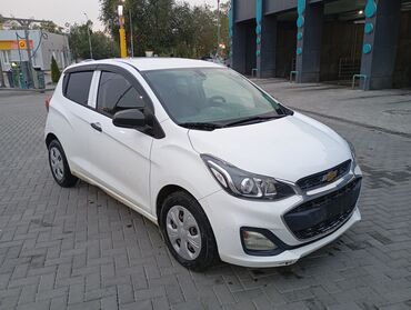 сиденья на спринтер: Chevrolet Spark: 2020 г., 1 л, Вариатор, Бензин, Хэтчбэк