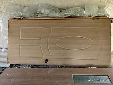ковры быу: Продаю б/у двери — 3
