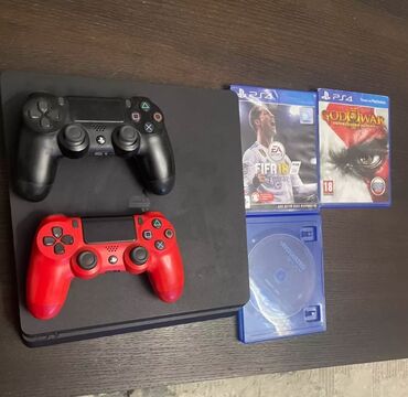 приставка плейстейшен: Продаю PS4 Slim (500 ГБ) Состояние: хорошее, работает хорошо