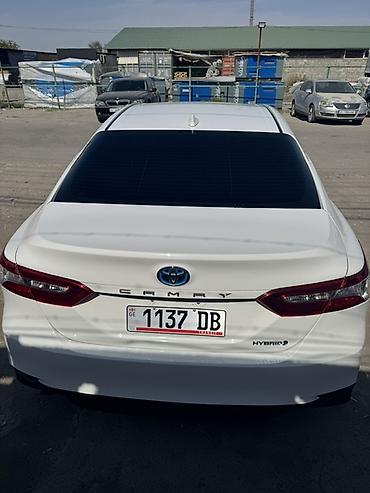 Toyota: Toyota Camry: 2020 г., 2.5 л, Автомат, Гибрид, Седан — 8