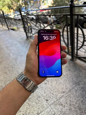 iphone 1q: IPhone 15, 128 GB, Black Titanium, Zəmanət, Face ID, Sənədlərlə