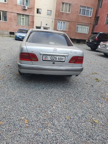 Mercedes-Benz: Mercedes-Benz : 1997 г., 2.8 л, Автомат, Бензин, Седан