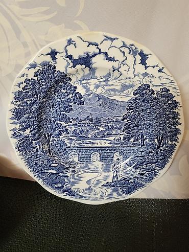 Ostali antikviteti: Engleski tanjiri Crown Ducal iz 70ih. Engleski desertni tanjiri bez — 10