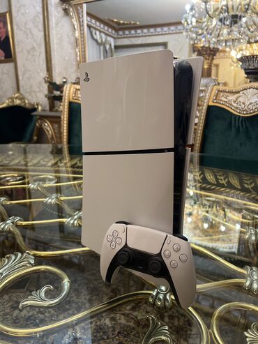 sony musiqi: Playstation 5 slim ::4 aydi alinib 1200 azn icinde hazir oyunlarda var