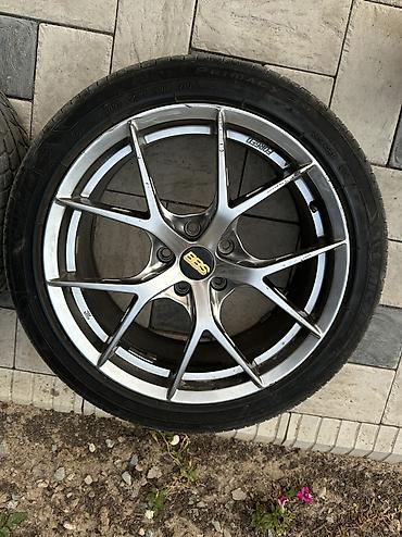 215 65 16 с: Литые диски BBS с шинами R18 - Диаметр: 18" - Конфигурация диска — 1