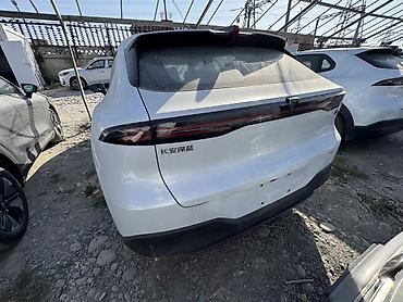 уна: Changan : 2026 г., Электромобиль — 6