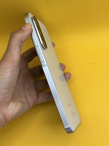 Samsung: Samsung Galaxy A56, Б/у, 128 ГБ, цвет - Белый, В рассрочку, 2 SIM — 3