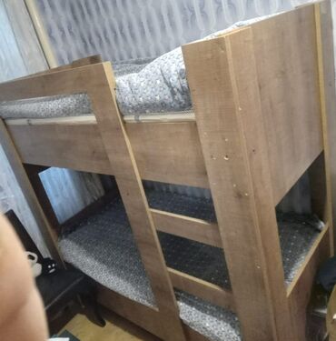 двухъярусная кровать для мальчика: İki mərtəbəli taxta çarpayı - Material: qalın ağac/MDF lövhələrdən