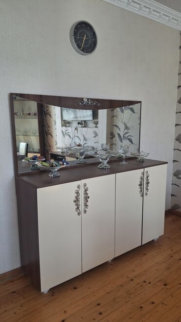 aci badam: Yeni, Jurnal masası, Komod, Divan, Kredit yoxdur