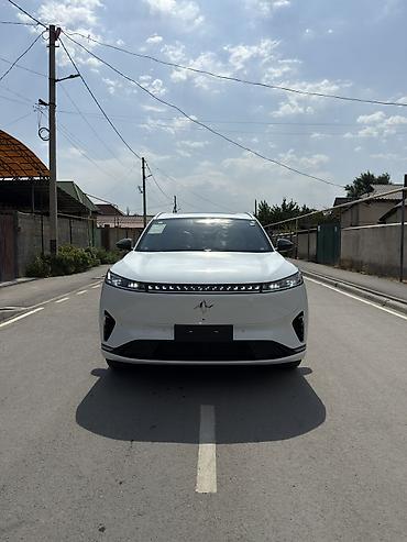 Lixiang: Lixiang L7: 2025 г., 1.5 л, Автомат, Электромобиль, Кроссовер — 2