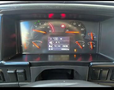 Тягачи: Тягач, Volvo, Без прицепа — 4