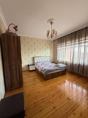 Həyət evləri və villaların satışı: 5 otaqlı, 260 kv. m, Orta təmir — 12