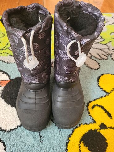 Uşaq ayaqqabıları: LUMBERJACK brendinə məxsus bu uşaq qar çəkmələri soyuq hava şəraiti — 15