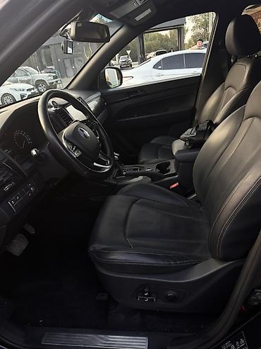 xpeng g3: Ssangyong Rexton Khan: 2020 г., 2.2 л, Автомат, Дизель, Пикап — 4