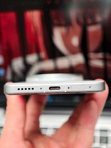 Уюлдук телефондор жана аксессуарлар: Vivo X200 Ultra, Колдонулган, 512 ГБ, түсү - Ак, 2 SIM — 3