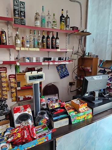 Kommersiya daşınmaz əmlakının satışı: Boş 45-50 arası Dolu mallar faktura qiyməti ilə. Kassa sistemi və — 4