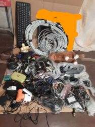 sazz internet necedi: Elektronika ehtiyat hissələr kimi hamısı bir yerdə satılır. Продаётся