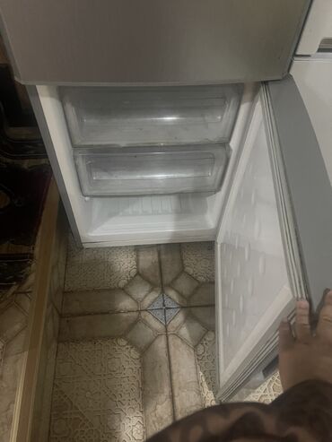 холодильник рефрежератор: Холодильник Samsung, Б/у, Двухкамерный