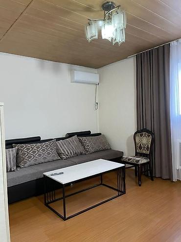 Посуточная аренда комнат: 30 м² — 17