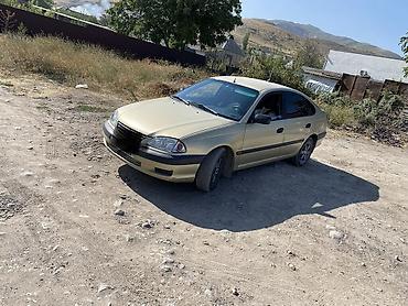platform ok: Toyota Avensis: 2001 г., 1.6 л, Механика, Бензин, Хэтчбэк — 1