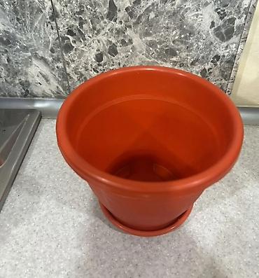 gul: Plastik güldanlar (2 ədəd) - Material: yüngül və davamlı plastik - — 3