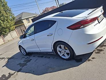 from usa: Hyundai Elantra: 2018 г., 1.6 л, Автомат, Седан — 6
