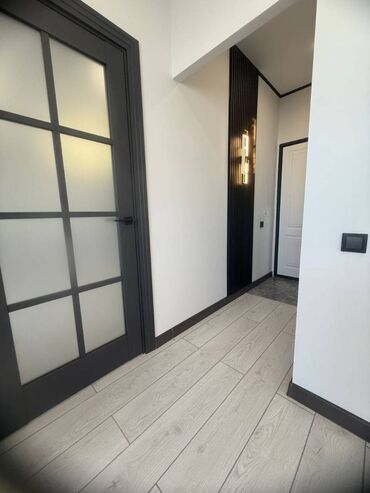 сдаю квартиру микрорайон кокжар: 2 бөлмө, 40 кв. м, 106-серия жакшыртылган, 9 кабат, Евроремонт