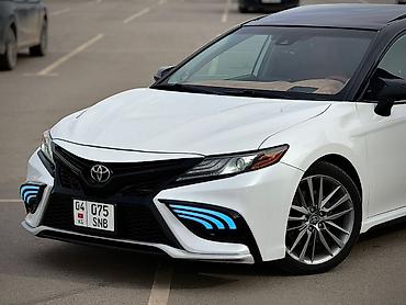 corolla 2016: Toyota Camry: 2021 г., Бензин, Седан — 7