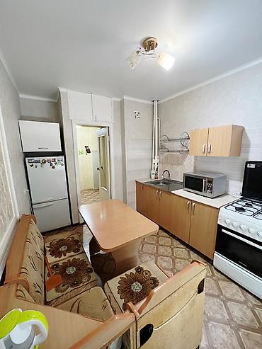 квартиру токмак: 3 комнаты, 62 м², 1 этаж, Косметический ремонт — 6