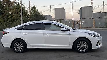 gac aion y plus: Hyundai Sonata: 2018 г., Седан — 3