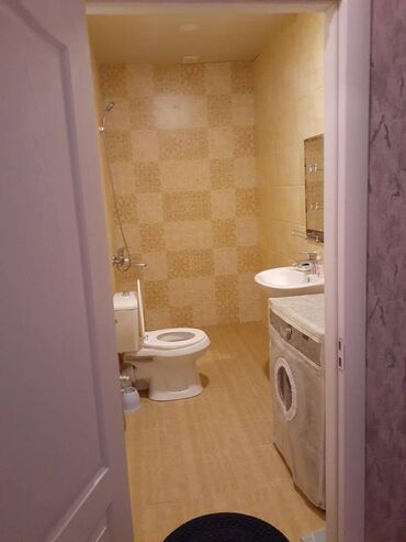 Uzunmüddətli kirayə mənzillər: Şərq bazarı yaxınlığında,sahəsi 63kv olan 2 otaqlı mənzil kirayə — 6